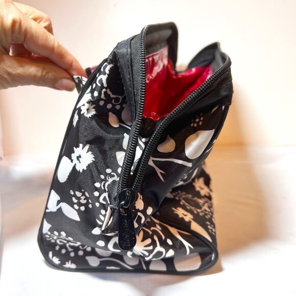 Thirty One-Travel Cosmetic Bag/Pouch-Black/White/Hot Pink-2 Diff. Sizes-Zip-2 pc - Picture 10 of 16